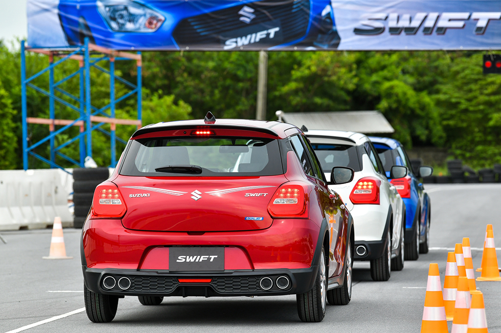 SUZUKI SWIFT GL MAX EDITION