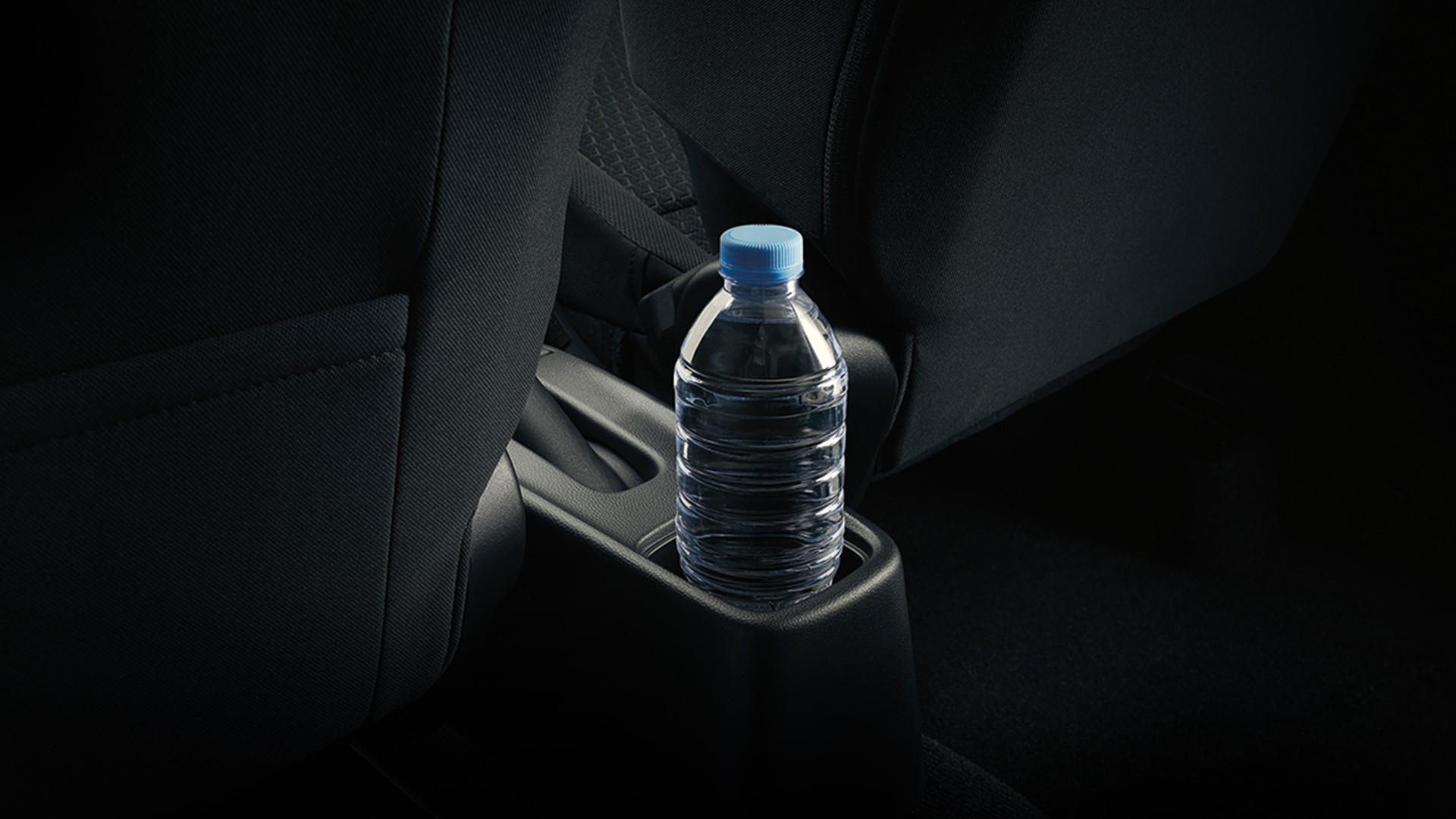 New Suzuki Swift Bottle Holders and Storage Spaces.