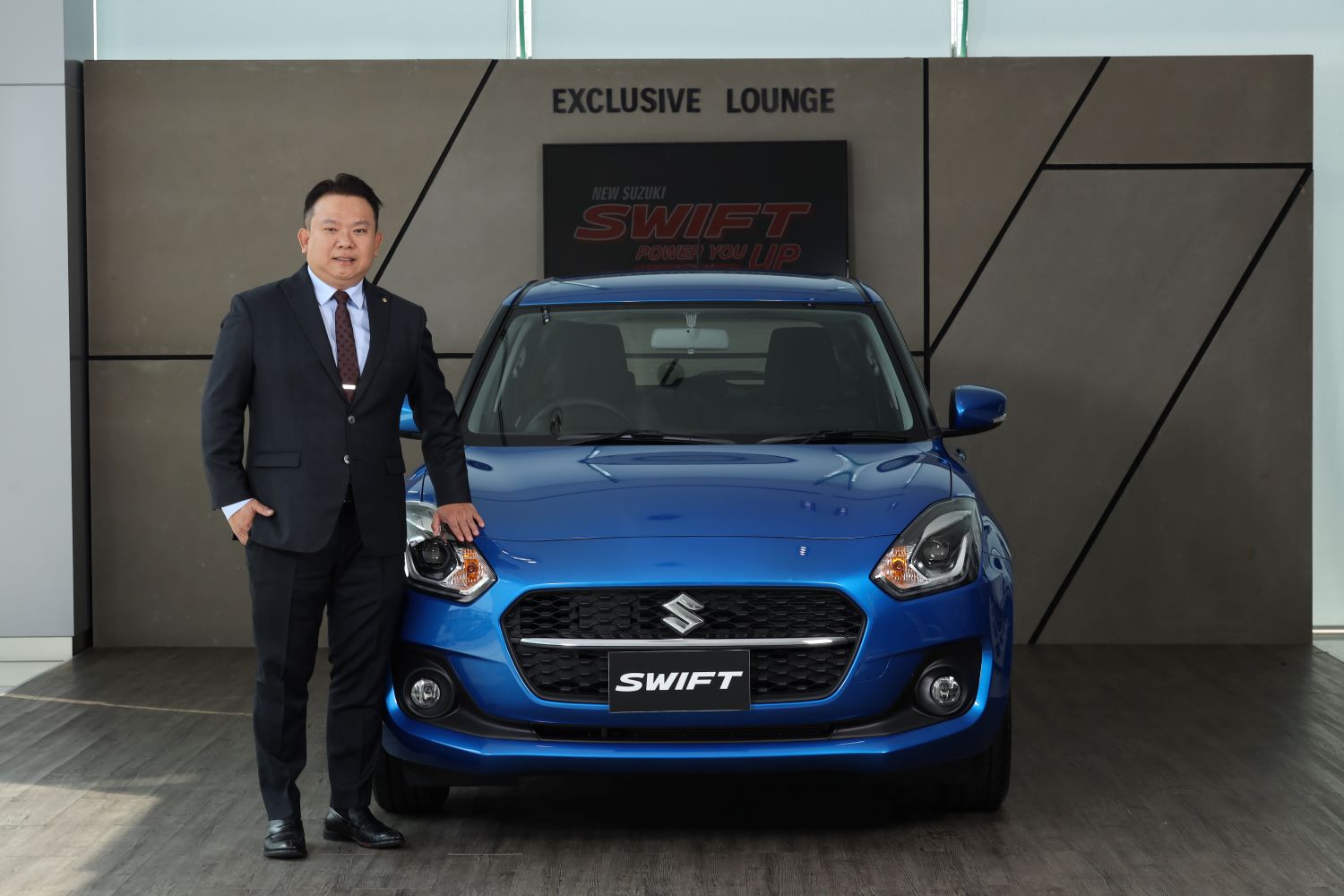 Mr. Wallop Treererkngam, Executive Director for Sales and Marketing of Suzuki Motor (Thailand)